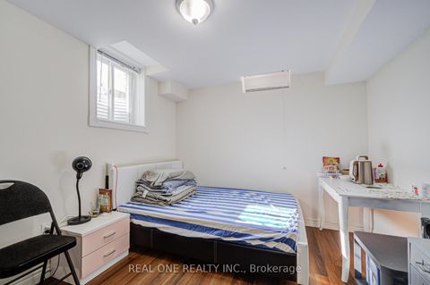 Photo 36 at 118 Shepton Way, Steeles, Toronto