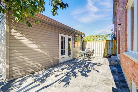 Photo 42 at 118 Shepton Way, Steeles, Toronto