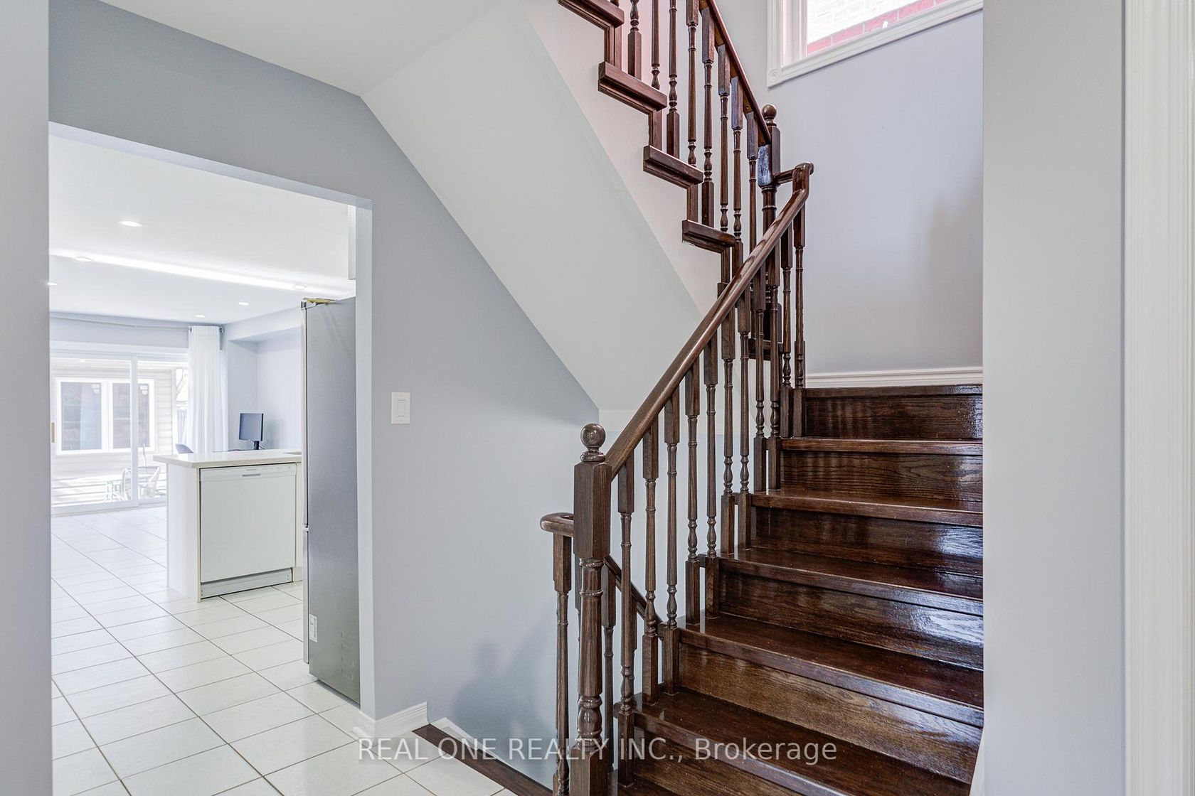 Photo 7 at 118 Shepton Way, Steeles, Toronto Photo 7 at 118 Shepton Way, Steeles, Toronto