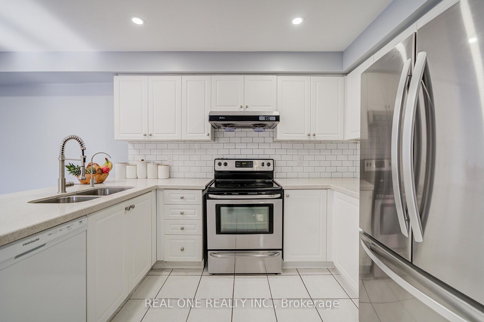 Photo 15 at 118 Shepton Way, Steeles, Toronto Photo 15 at 118 Shepton Way, Steeles, Toronto