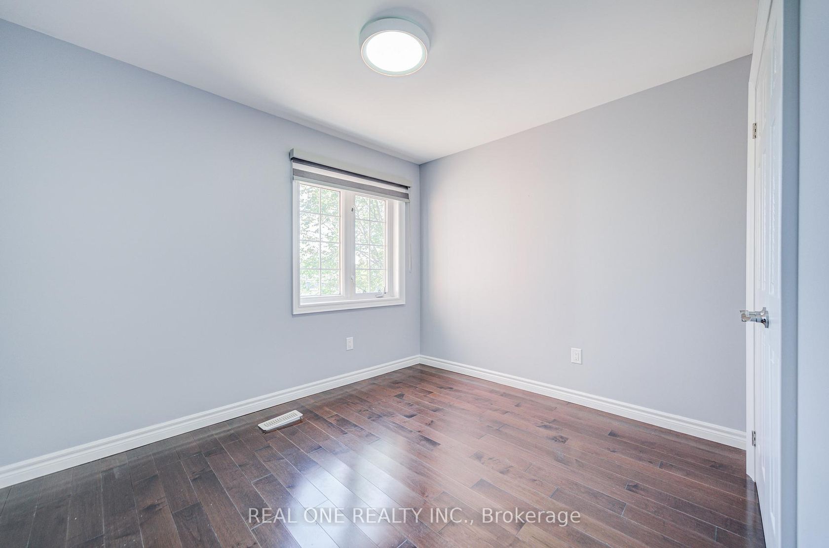 Photo 27 at 118 Shepton Way, Steeles, Toronto Photo 27 at 118 Shepton Way, Steeles, Toronto