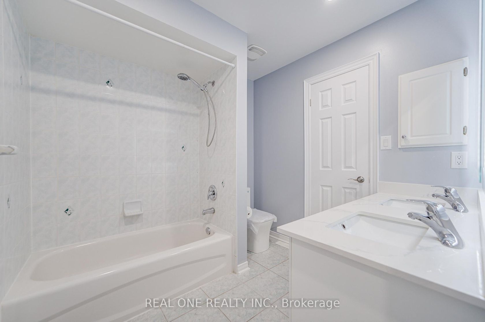 Photo 30 at 118 Shepton Way, Steeles, Toronto Photo 30 at 118 Shepton Way, Steeles, Toronto