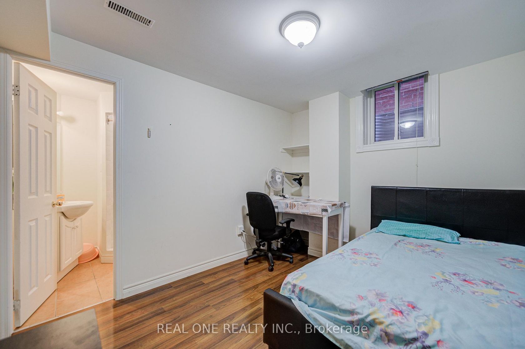 Photo 33 at 118 Shepton Way, Steeles, Toronto Photo 33 at 118 Shepton Way, Steeles, Toronto