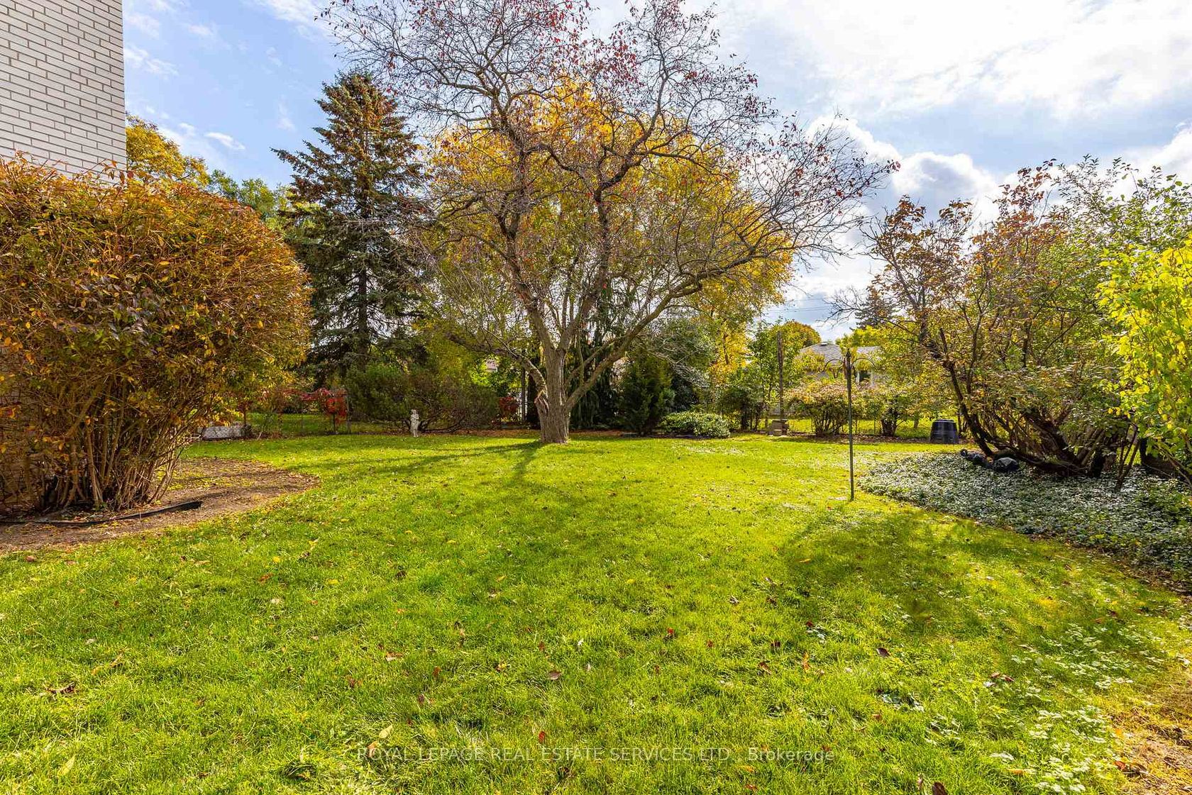 Photo 30 at 29 Doverwood Court, Newtonbrook East, Toronto Photo 30 at 29 Doverwood Court, Newtonbrook East, Toronto