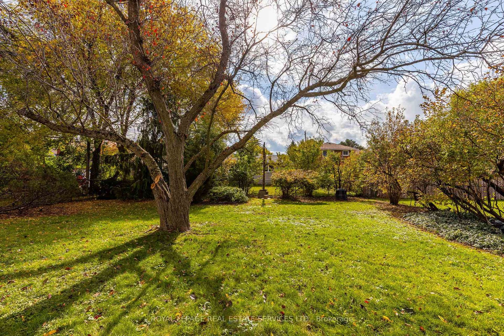 Photo 32 at 29 Doverwood Court, Newtonbrook East, Toronto Photo 32 at 29 Doverwood Court, Newtonbrook East, Toronto