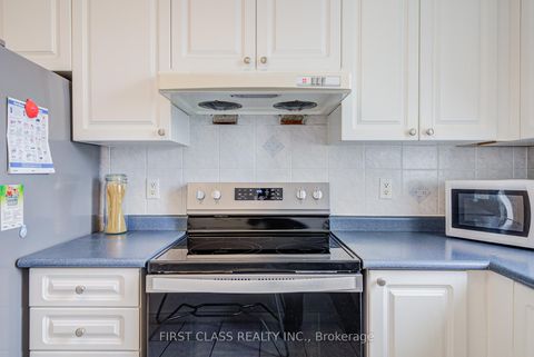 Photo 20 at 1606 - 2627 Mccowan Road, Agincourt North, Toronto