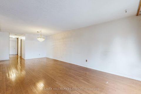 Photo 5 at 34 Yucatan Road, Pleasant View, Toronto