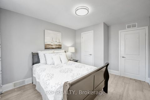 Photo 16 at 90A Bicknell Avenue, Eglinton West, Toronto Photo 16 at 90A Bicknell Avenue, Eglinton West, Toronto