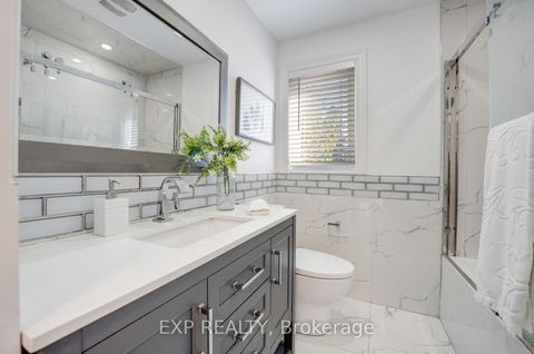 Photo 22 at 90A Bicknell Avenue, Eglinton West, Toronto