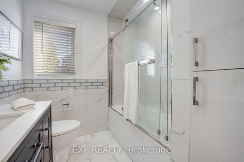 Photo 23 at 90A Bicknell Avenue, Eglinton West, Toronto
