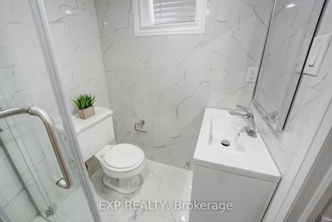 Photo 31 at 90A Bicknell Avenue, Eglinton West, Toronto