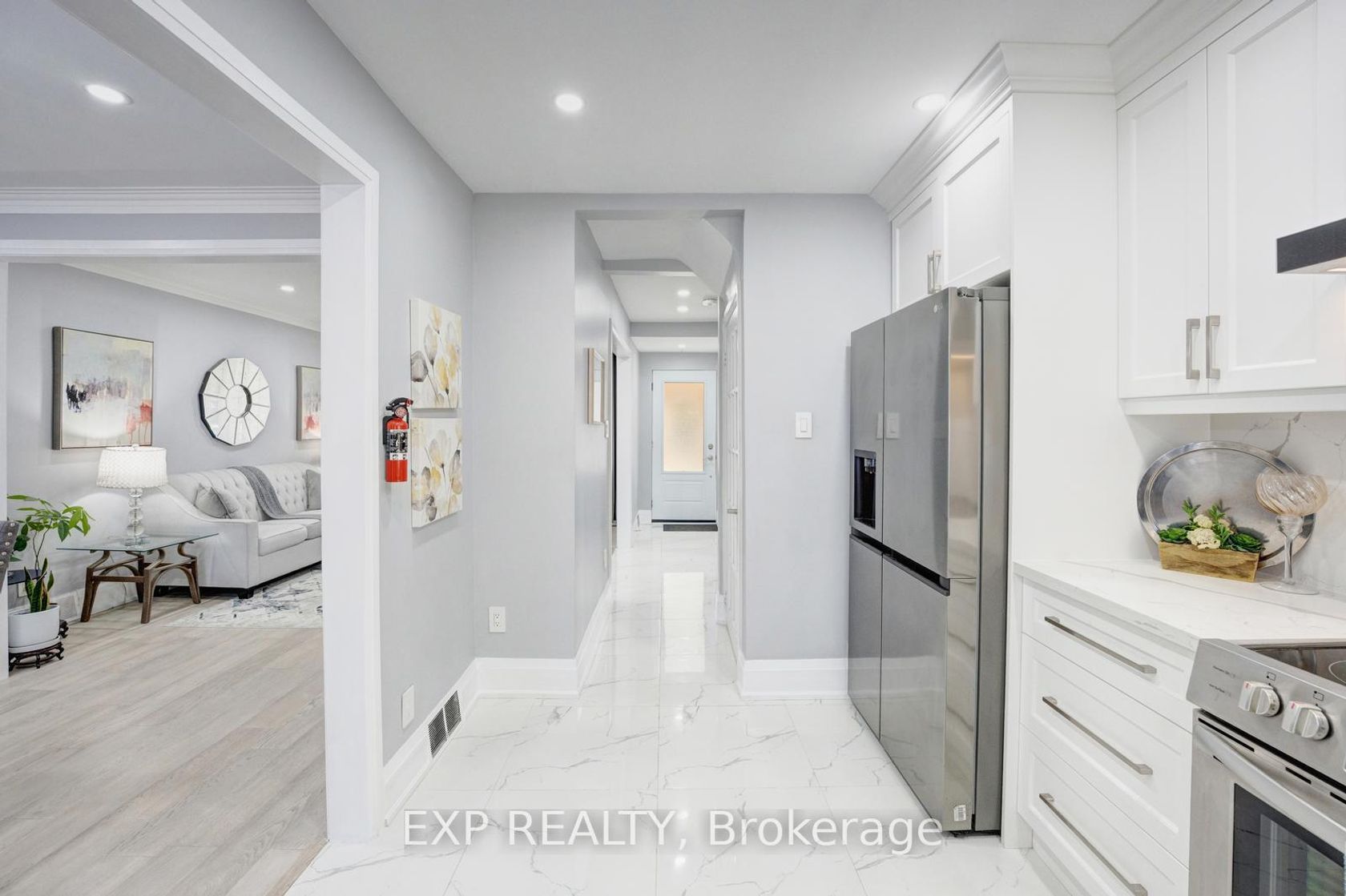 Photo 12 at 90A Bicknell Avenue, Eglinton West, Toronto Photo 12 at 90A Bicknell Avenue, Eglinton West, Toronto