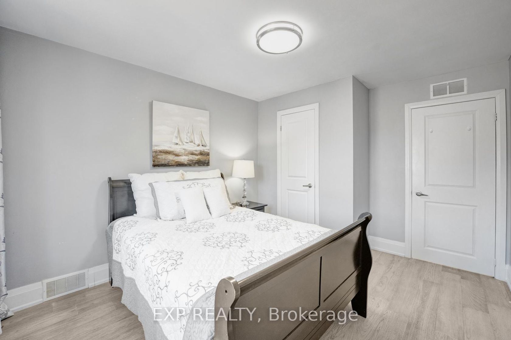 Photo 16 at 90A Bicknell Avenue, Eglinton West, Toronto Photo 16 at 90A Bicknell Avenue, Eglinton West, Toronto