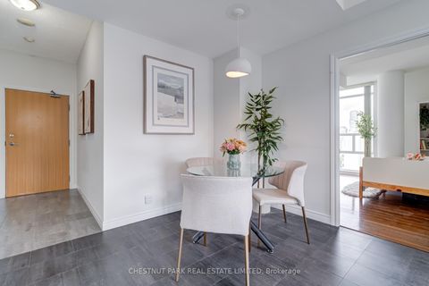 Photo 3 at 1711 - 736 Spadina Avenue, University, Toronto