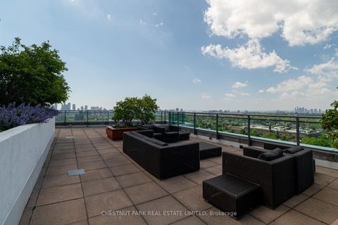 Photo 23 at 1711 - 736 Spadina Avenue, University, Toronto