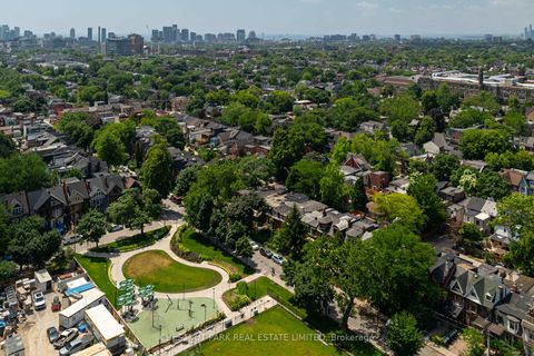 Photo 24 at 1711 - 736 Spadina Avenue, University, Toronto