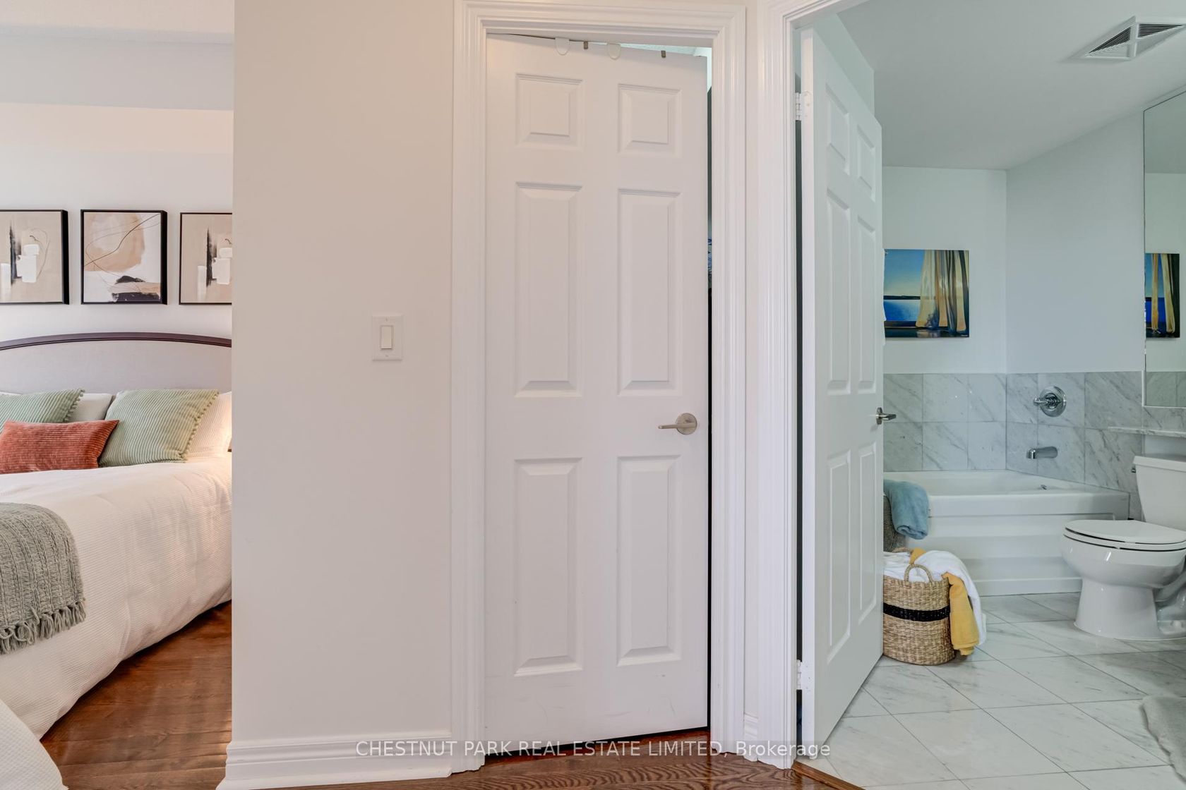 Photo 9 at 1711 - 736 Spadina Avenue, University, Toronto Photo 9 at 1711 - 736 Spadina Avenue, University, Toronto