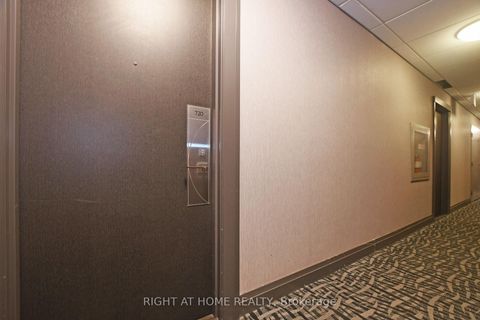 Photo 5 at 720 - 3600 HWY 7 Road, Vaughan Corporate Centre, Vaughan