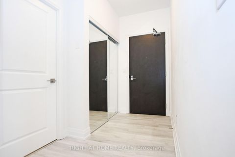 Photo 6 at 720 - 3600 HWY 7 Road, Vaughan Corporate Centre, Vaughan