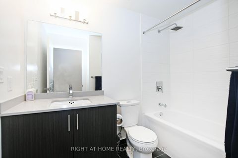 Photo 20 at 720 - 3600 HWY 7 Road, Vaughan Corporate Centre, Vaughan