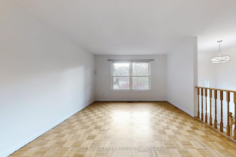 Photo 3 at 124 Aspenwood Drive, Hillcrest Village, Toronto