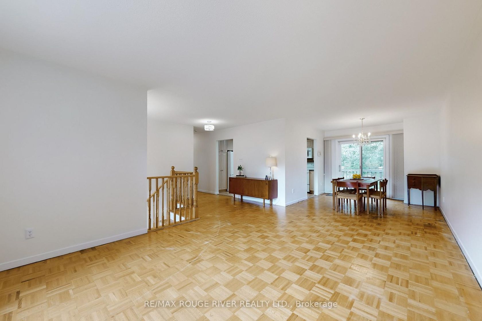 Photo 4 at 124 Aspenwood Drive, Hillcrest Village, Toronto Photo 4 at 124 Aspenwood Drive, Hillcrest Village, Toronto