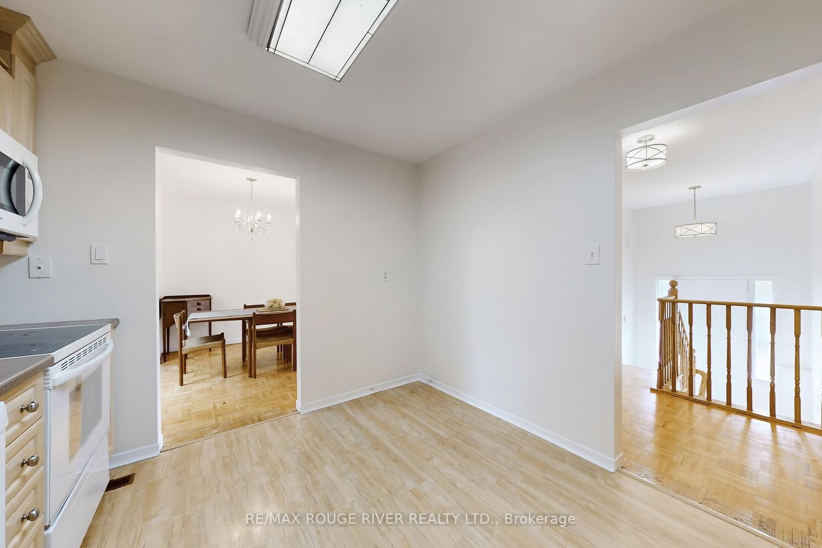 Photo 11 at 124 Aspenwood Drive, Hillcrest Village, Toronto Photo 11 at 124 Aspenwood Drive, Hillcrest Village, Toronto