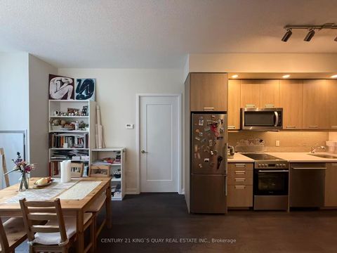 Photo 8 at 201 - 99 JOHN Street, Waterfront Communities C1, Toronto