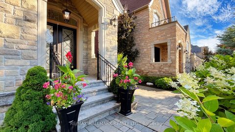 Photo 2 at 39 Lilly Valley Crescent, King City, King