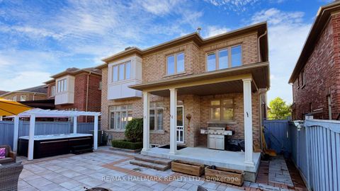 Photo 32 at 39 Lilly Valley Crescent, King City, King