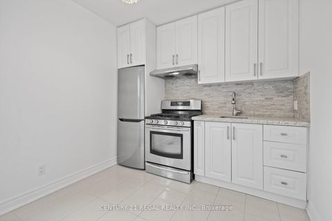 Photo 23 at 300 Montrose Avenue, Little Italy, Toronto