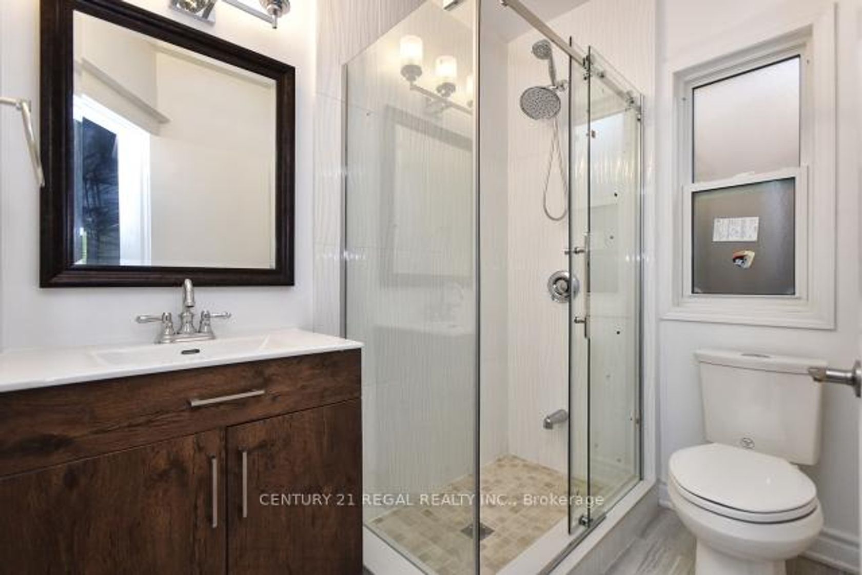 Photo 11 at 300 Montrose Avenue, Little Italy, Toronto Photo 11 at 300 Montrose Avenue, Little Italy, Toronto