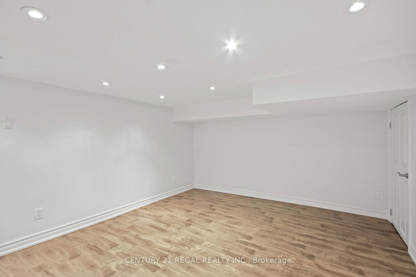 Photo 28 at 300 Montrose Avenue, Little Italy, Toronto Photo 28 at 300 Montrose Avenue, Little Italy, Toronto