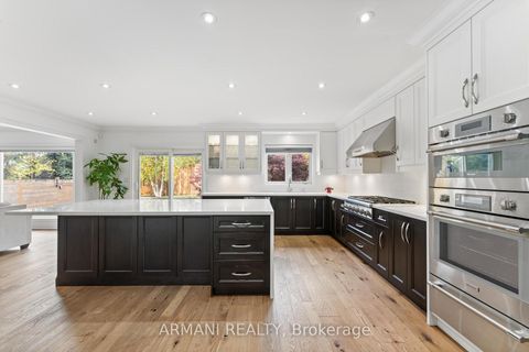 Photo 8 at 42 St Michele Place, Islington Woods, Vaughan