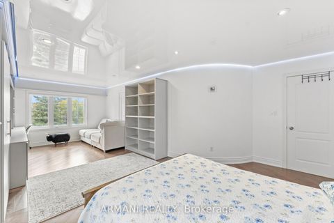 Photo 26 at 42 St Michele Place, Islington Woods, Vaughan