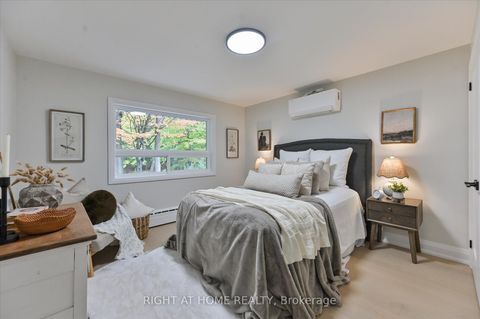 Photo 11 at 173 Wishing Well Drive, Sullivan, Toronto