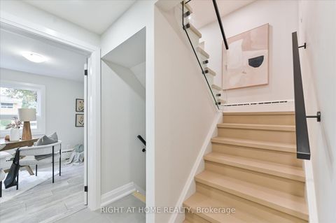 Photo 14 at 173 Wishing Well Drive, Sullivan, Toronto