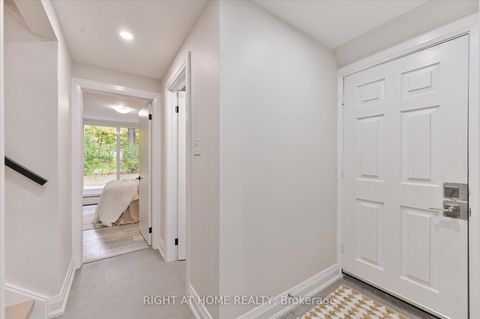 Photo 15 at 173 Wishing Well Drive, Sullivan, Toronto