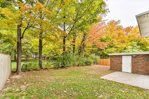 Photo 22 at 173 Wishing Well Drive, Sullivan, Toronto