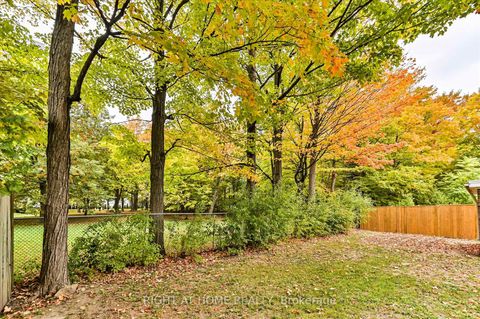 Photo 23 at 173 Wishing Well Drive, Sullivan, Toronto