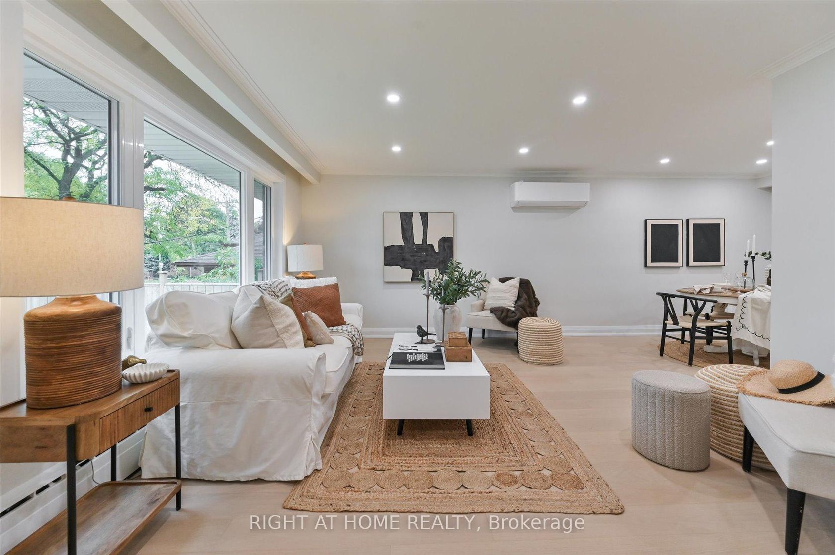 Photo 3 at 173 Wishing Well Drive, Sullivan, Toronto Photo 3 at 173 Wishing Well Drive, Sullivan, Toronto