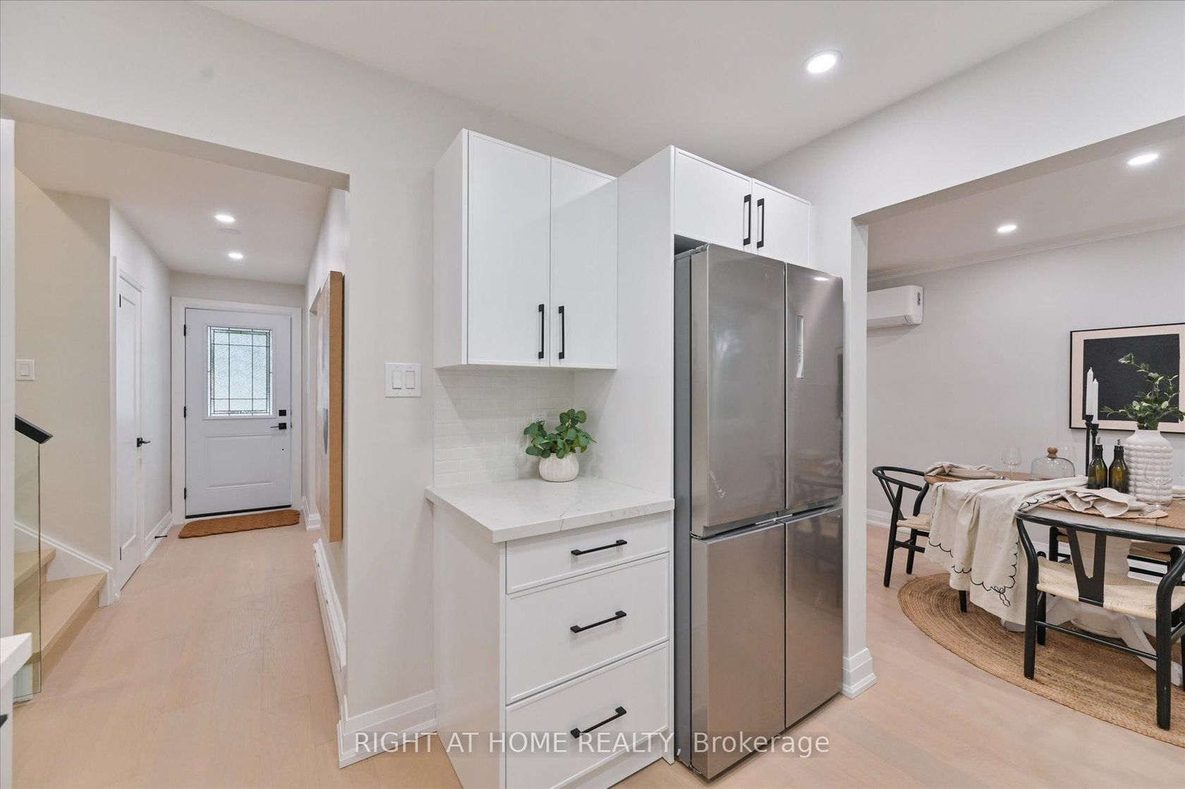 Photo 7 at 173 Wishing Well Drive, Sullivan, Toronto Photo 7 at 173 Wishing Well Drive, Sullivan, Toronto