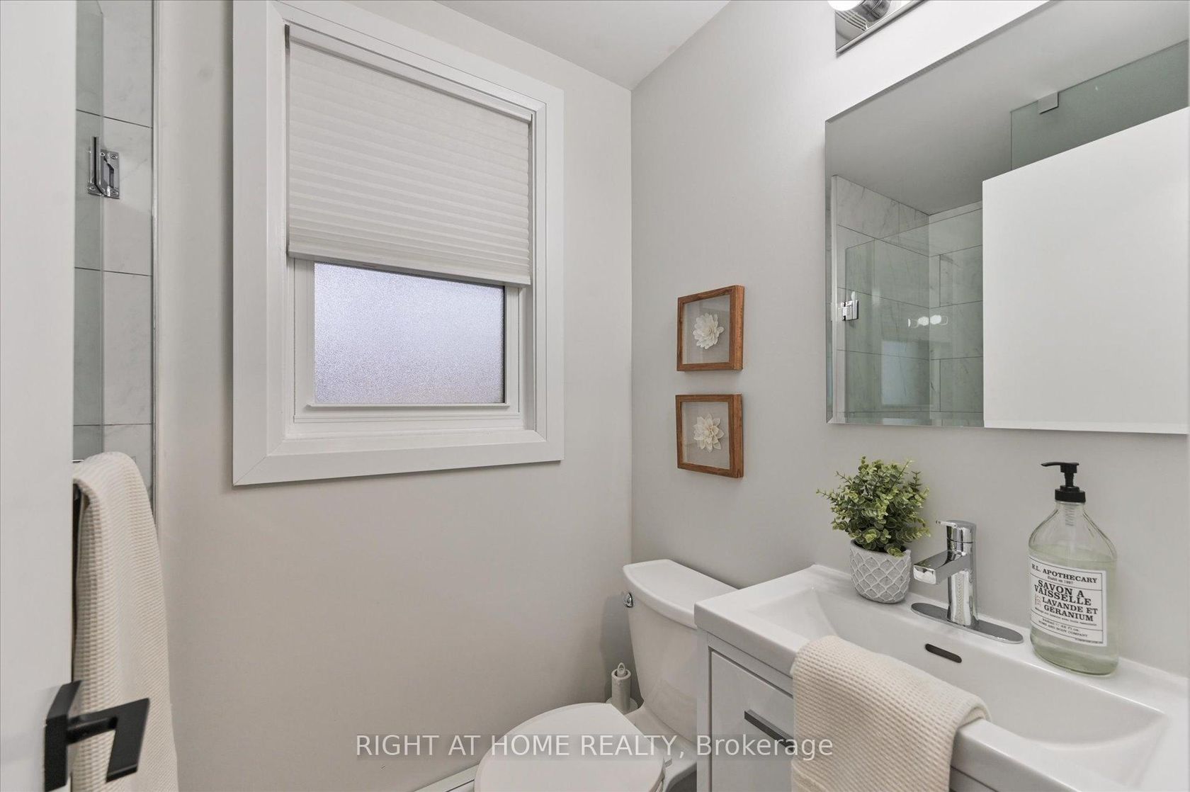 Photo 18 at 173 Wishing Well Drive, Sullivan, Toronto Photo 18 at 173 Wishing Well Drive, Sullivan, Toronto