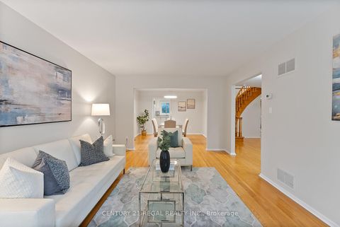 Photo 11 at 25 Briarscross Boulevard, Agincourt North, Toronto