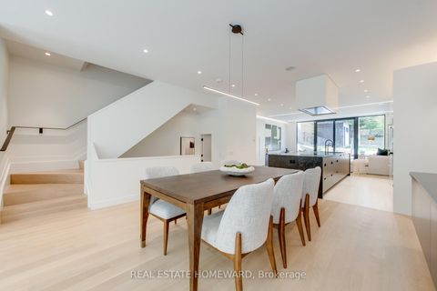 Photo 8 at 174 Kenilworth Avenue, The Beaches, Toronto