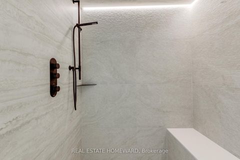 Photo 25 at 174 Kenilworth Avenue, The Beaches, Toronto