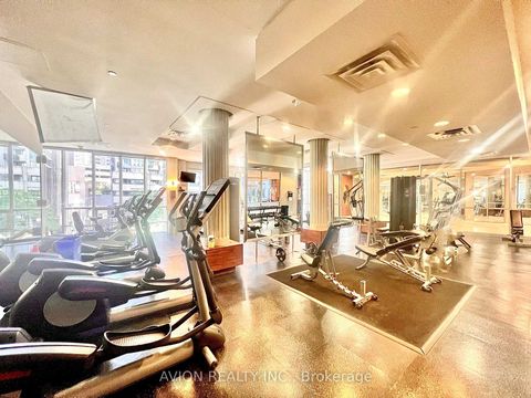 Photo 16 at 2610 - 761 Bay Street, Bay Street Corridor, Toronto