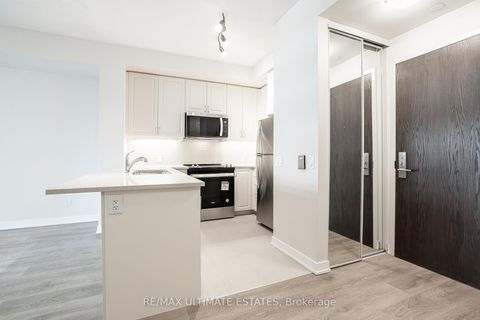 Photo 11 at 4955 Yonge Street, Willowdale East, Toronto