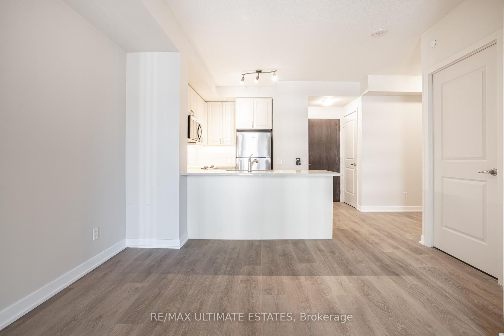 Photo 5 at 4955 Yonge Street, Willowdale East, Toronto Photo 5 at 4955 Yonge Street, Willowdale East, Toronto