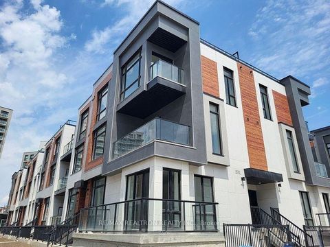 Photo 1 at 1003 - 14 David Eyer Road, Rural Richmond Hill, Richmond Hill